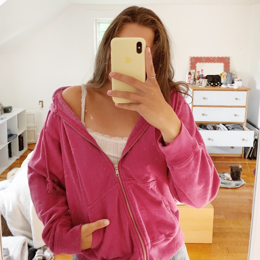 BRANDY MELVILLE CARLA magenta zip hoodie